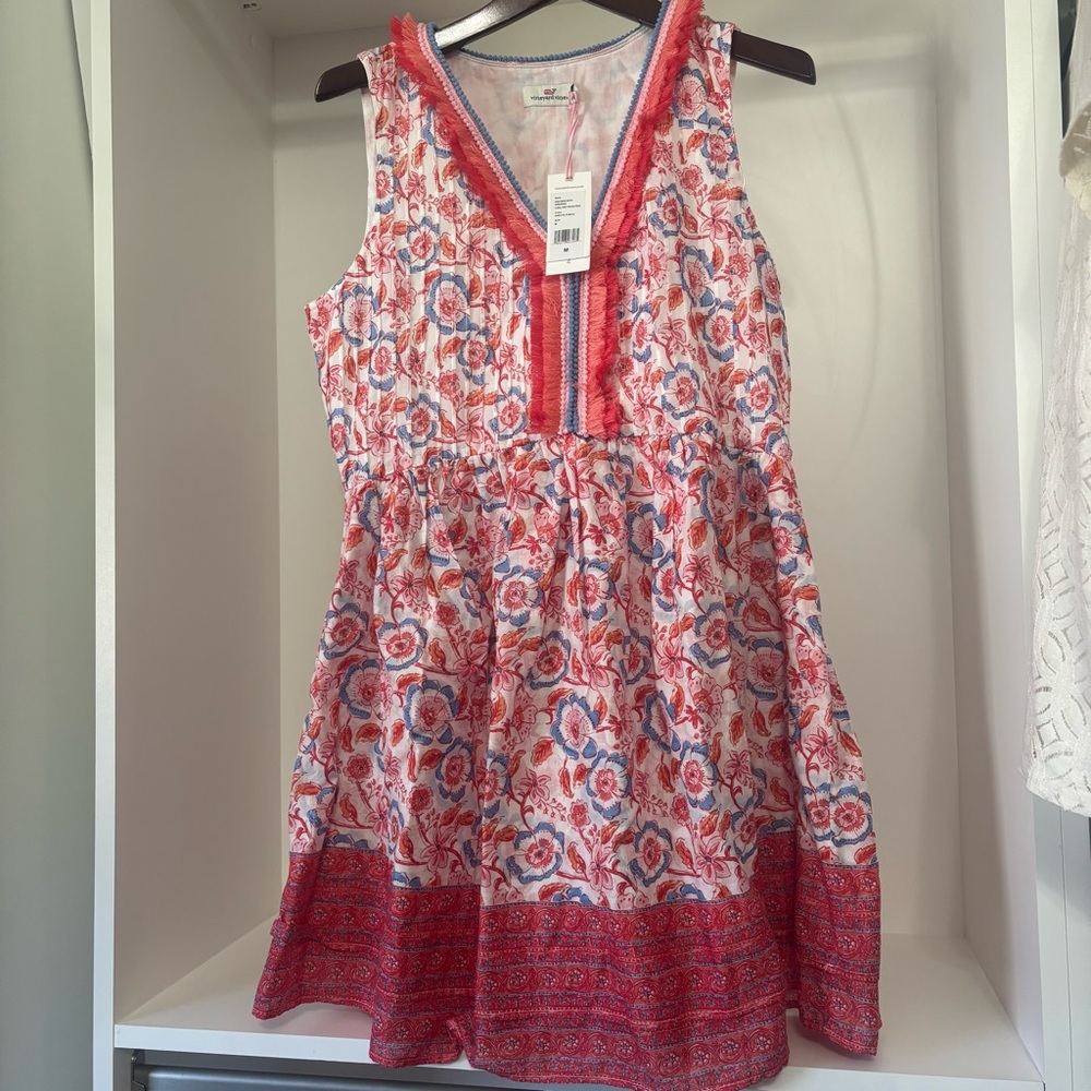 NWT Vineyard Vines Floral Print Pintuck Dress Size M